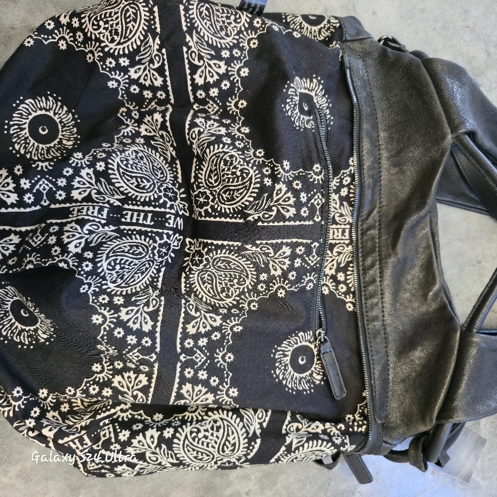 We The Free Hawkins Black Tote Excellent Condition